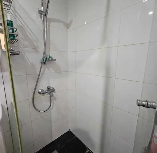 1-bedroom On The 5th Floor, 8-min Trainride From Old Town Apartamento