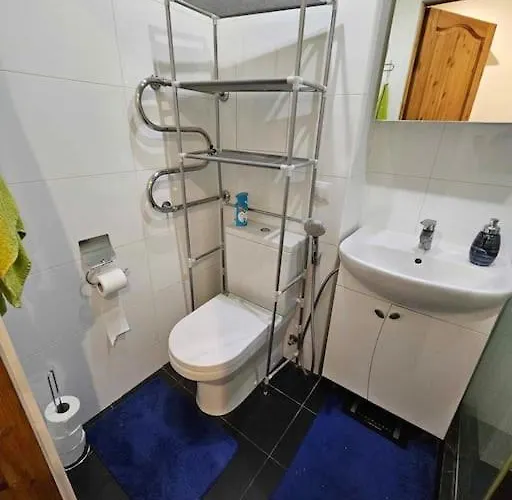 Apartamento 1-bedroom On The 5th Floor, 8-min Trainride From Old Town *