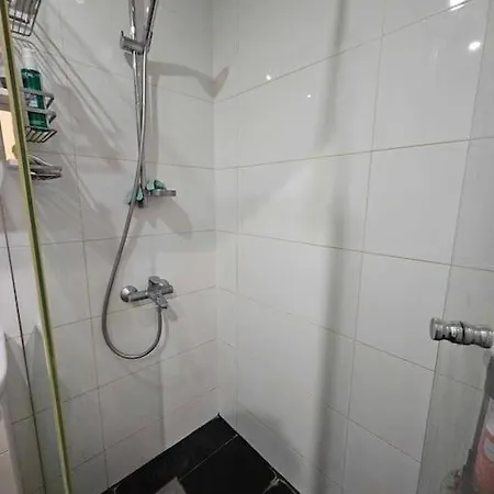 1-bedroom On The 5th Floor, 8-min Trainride From Old Town Apartamento