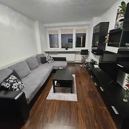 1-bedroom On The 5th Floor, 8-min Trainride From Old Town Korter *