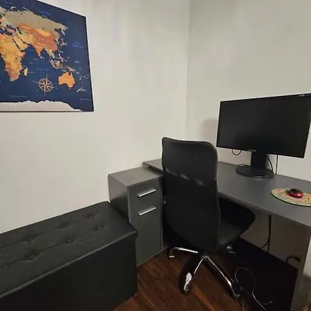 Apartamento 1-bedroom On The 5th Floor, 8-min Trainride From Old Town