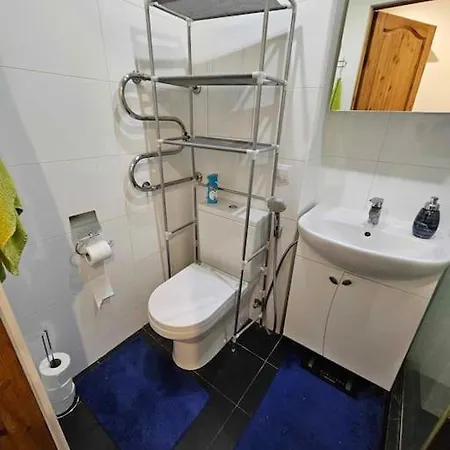 Apartamento 1-bedroom On The 5th Floor Without Lift, 8-min Trainride From Old Town *
